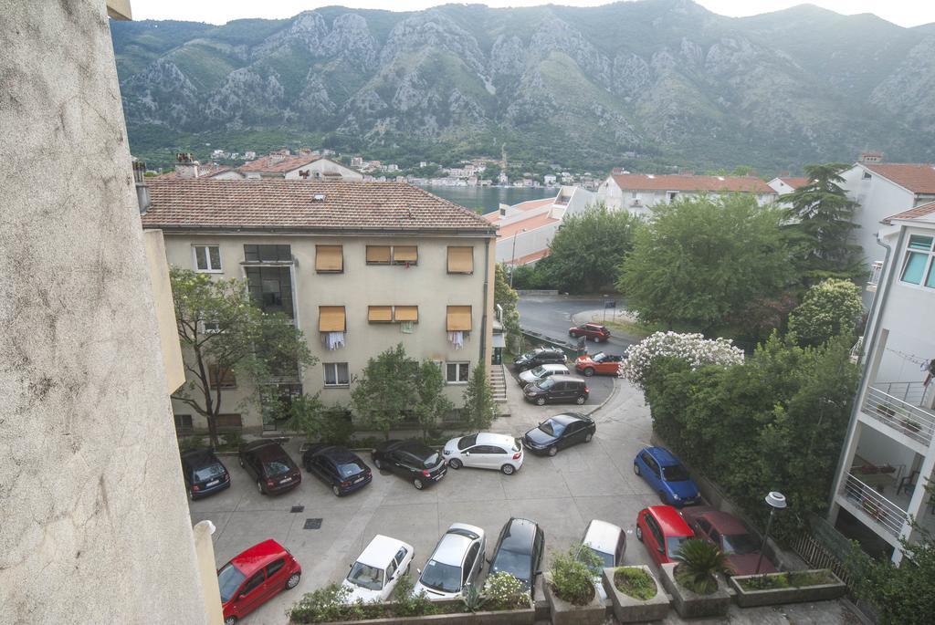 Apartment Nina Kotor Exterior foto